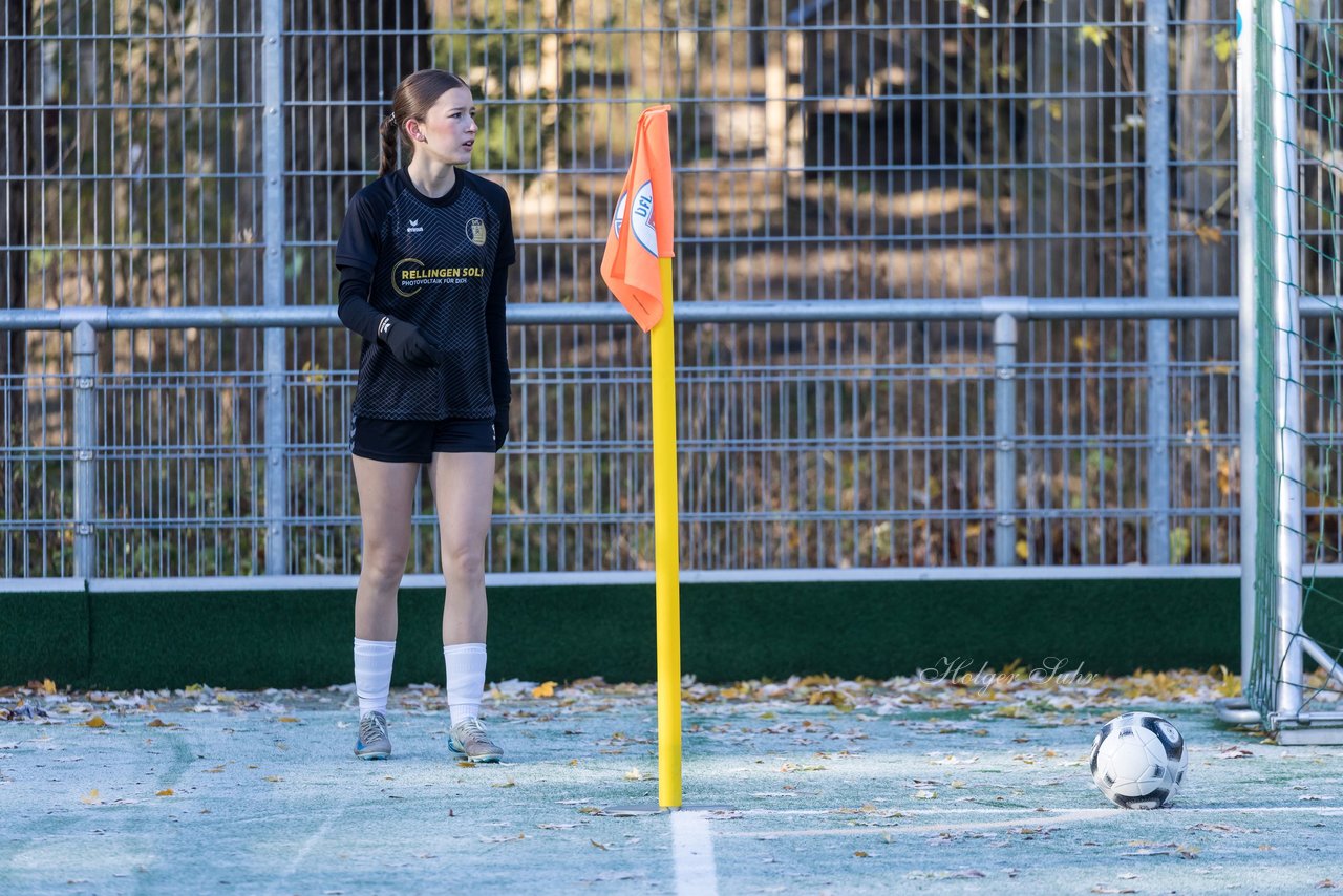 Bild 94 - wBJ VfL Pinneberg2 - Eimsbuttler TV 3 : Ergebnis: 5:0